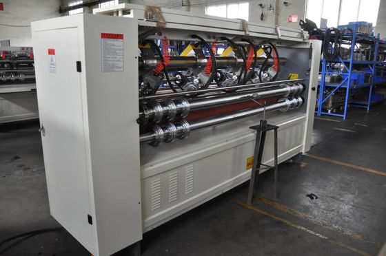 얇은 블레이드 4KW 220V 슬리터 스코어 장비 141m/min 최대 속도 BFY-2500DT8